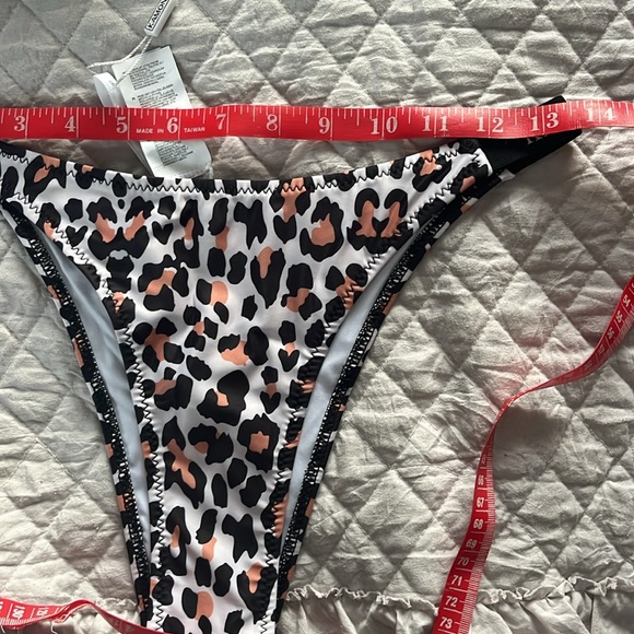 Kamoni leopard print bikini bottom size small - Picture 6 of 8